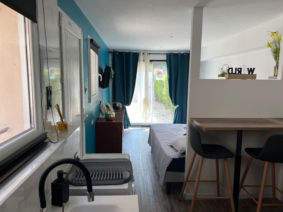 Superbe Studio Neuf Avec Piscine Appartamento Montélimar Esterno foto
