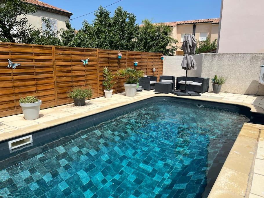 Superbe Studio Neuf Avec Piscine Appartamento Montélimar Esterno foto